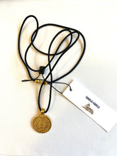 Load image into Gallery viewer, Gold medallion necklace
